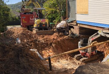 Avalon_Earthmoving Specialising in Mini Excavator Services