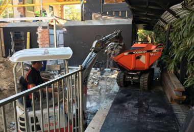 Avalon_Earthmoving Specialising in Mini Excavator Services